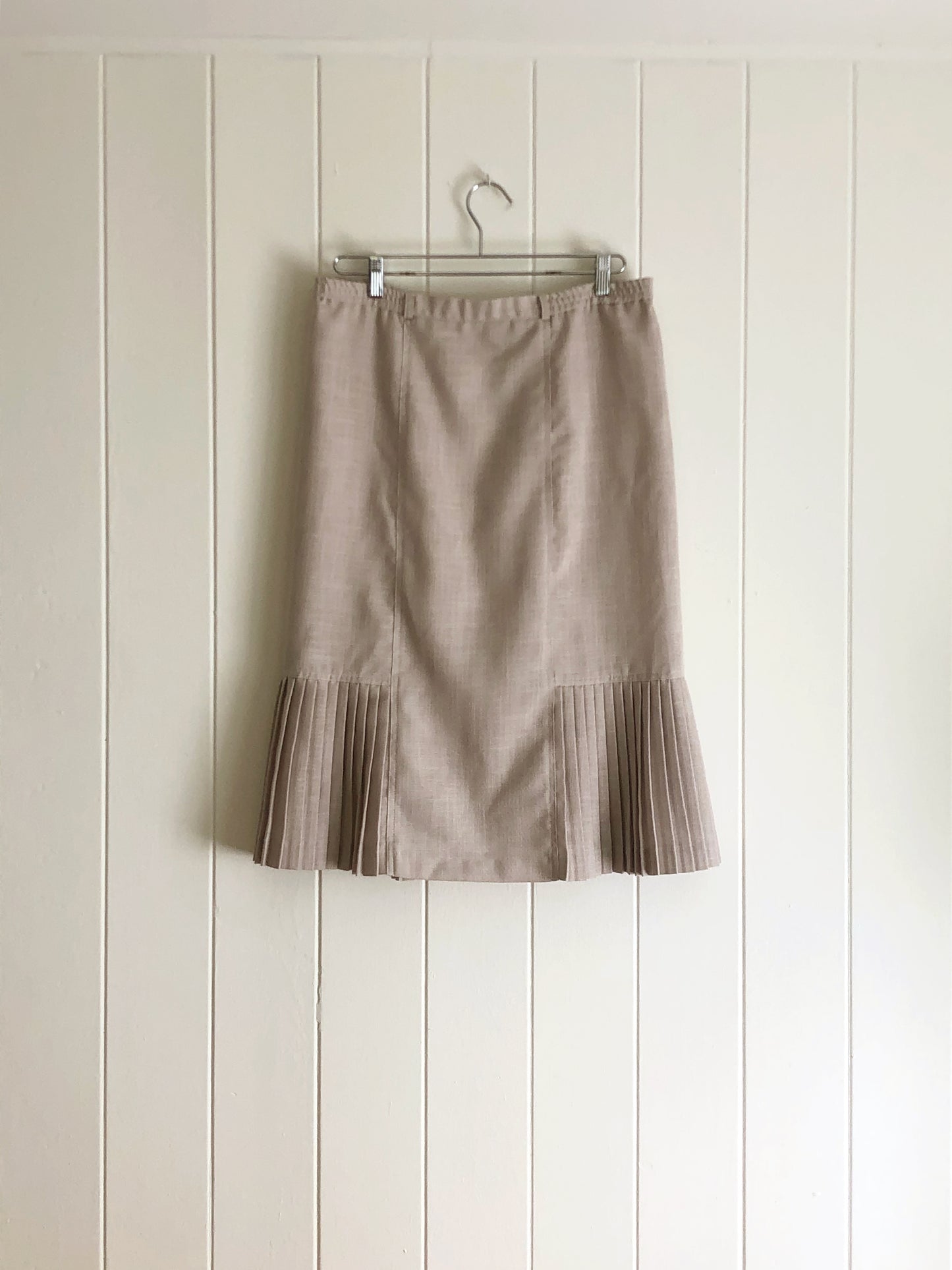 Brown Rice Pleated Detail Skirt